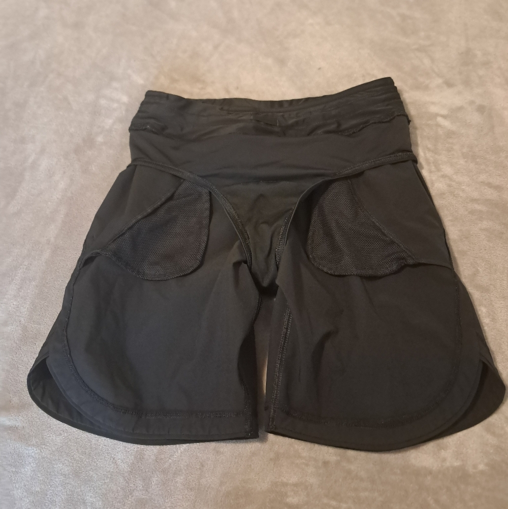 Lands End Womens Black Swim Bermuda Shorts Sz. 6P - Picture 3 of 8